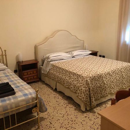 Gene Holiday Home رافيننا المظهر الخارجي الصورة