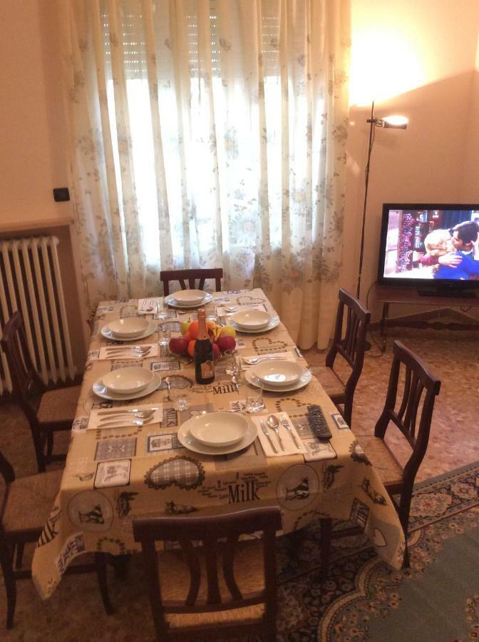 Gene Holiday Home رافيننا المظهر الخارجي الصورة